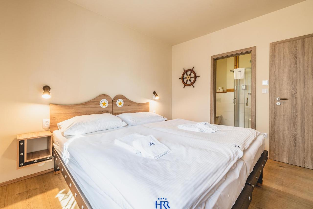 Hotel Resort Relax Dolní Vltavice Екстериор снимка