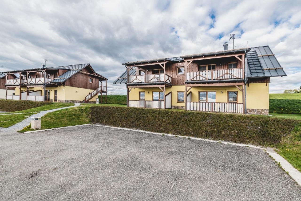 Hotel Resort Relax Dolní Vltavice Екстериор снимка