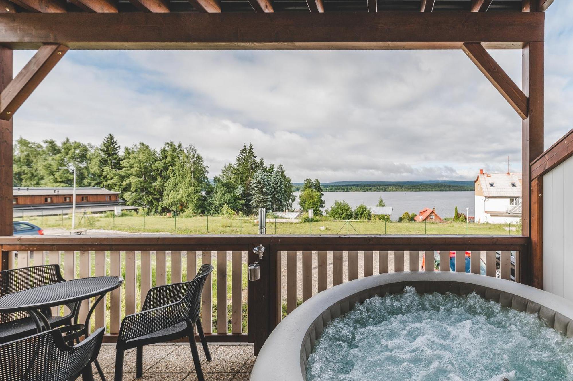 Hotel Resort Relax Dolní Vltavice Екстериор снимка